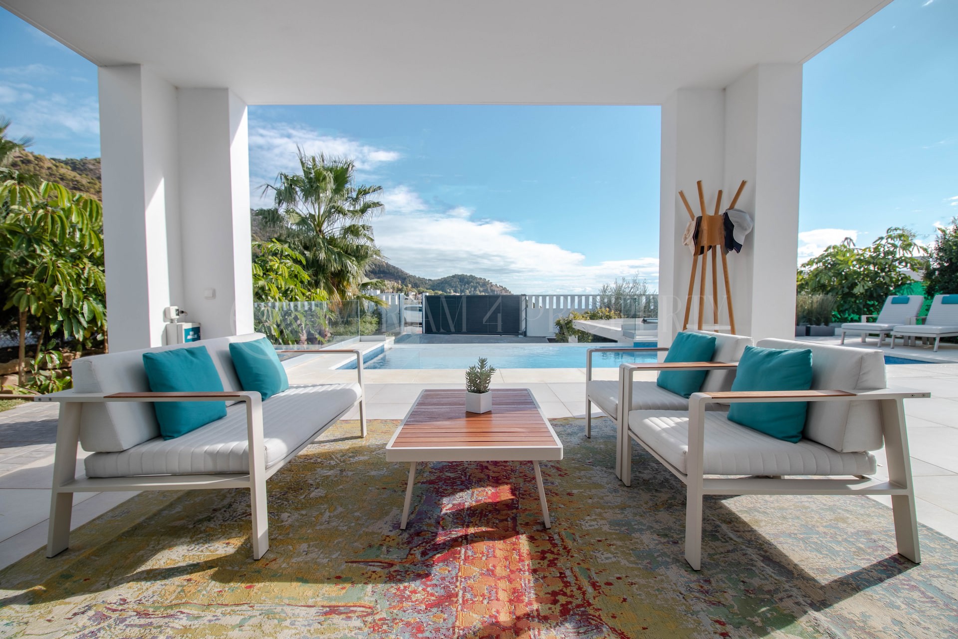Luxury villa in Mijas with sea views