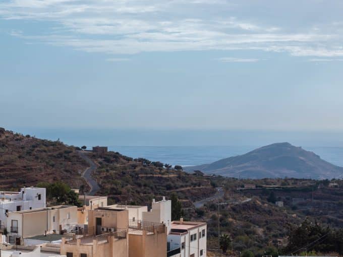 Plot in charming village in Felix, Almería