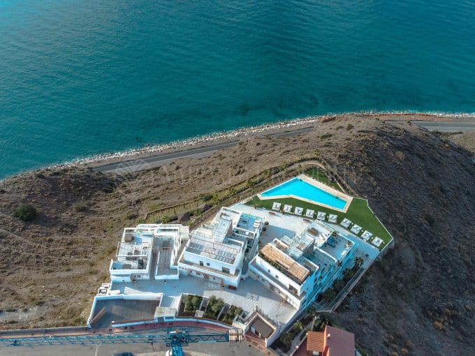 Luxury new design apartments with frontal panoramic sea views in Nerja